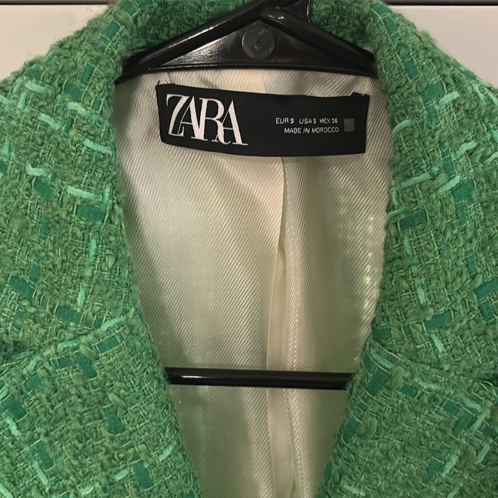 Zara Green Tweed Blazer with Gold Buttons - Picture 3 of 8